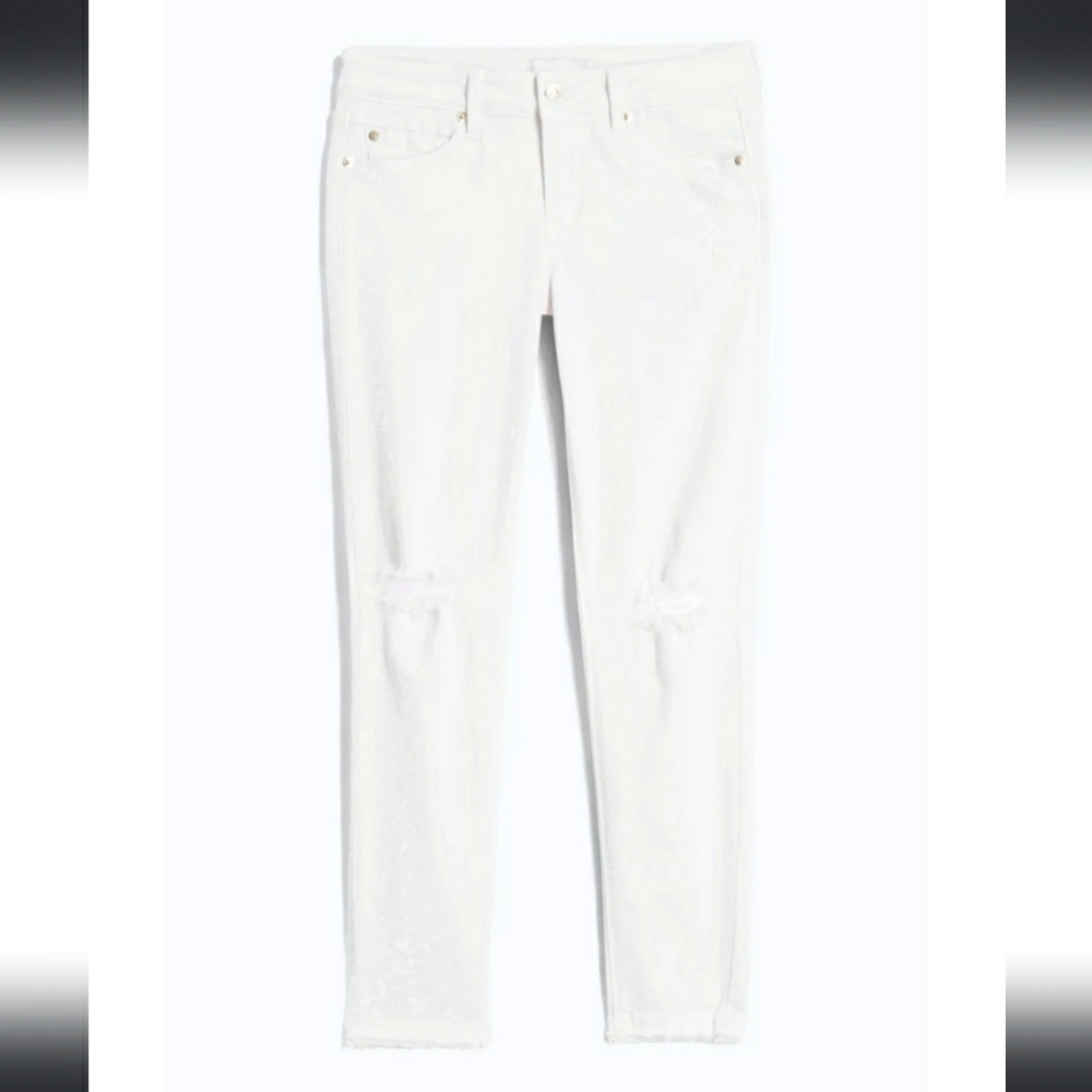 JUST USA Teagan Distressed Scissor Hem Skinny Jean
